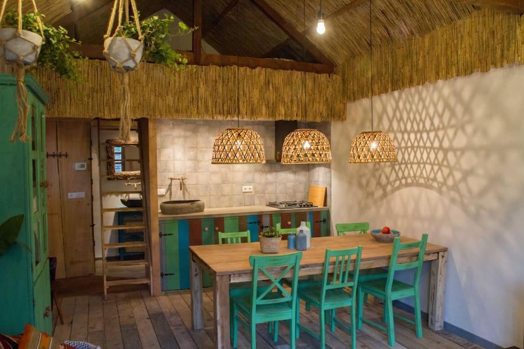 Balistyle Guesthouse Incl Hottub Near Amsterdam And Haarlem Велсен-Зёйд Экстерьер фото